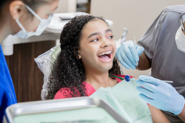 Best Urgent Tooth Repair  in Gold River, CA
