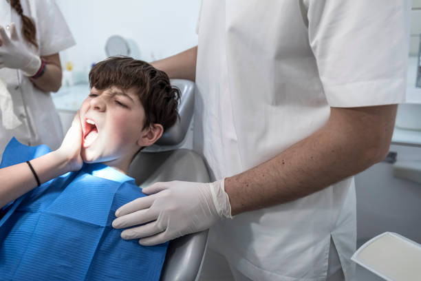 Best Dentist for Tooth Abscess  in Gold River, CA
